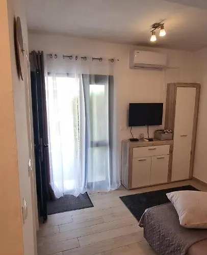 アパート Stura 1